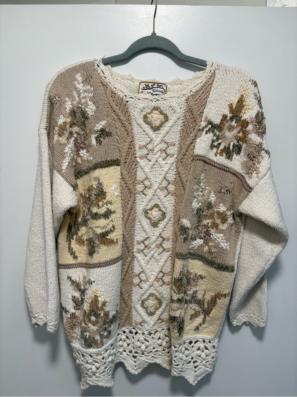 Vintage Floral Cable Knit Sweater - Cream & Tan
